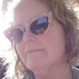 Dramatic Edition Pink Glitter Sunglasses